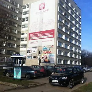 Molodizhniy Lviv