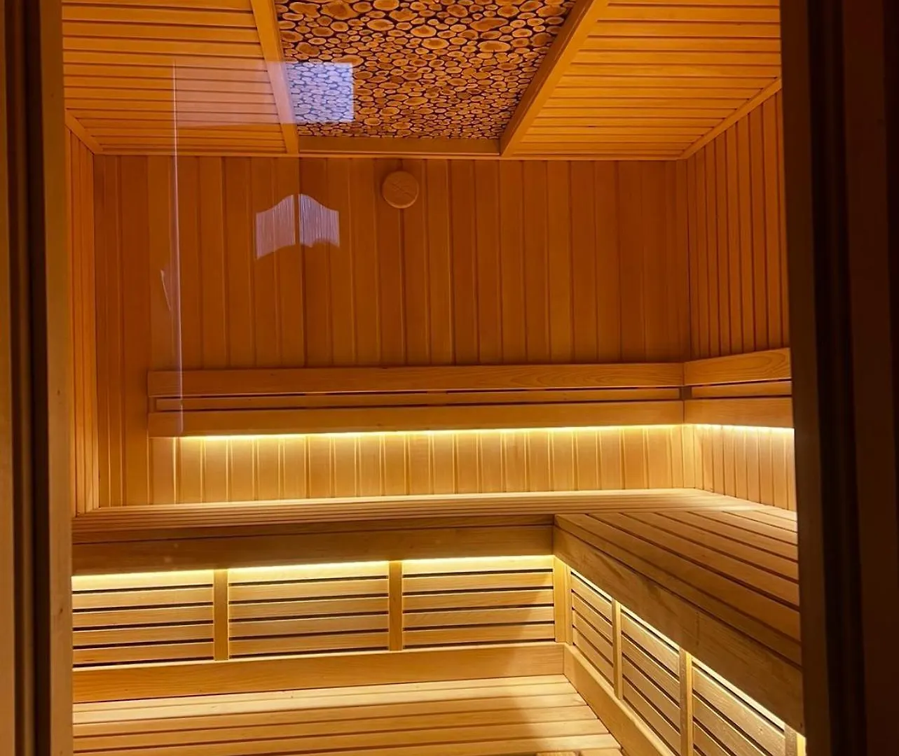 Львівське Передмістя Котедж Lodge Lviv